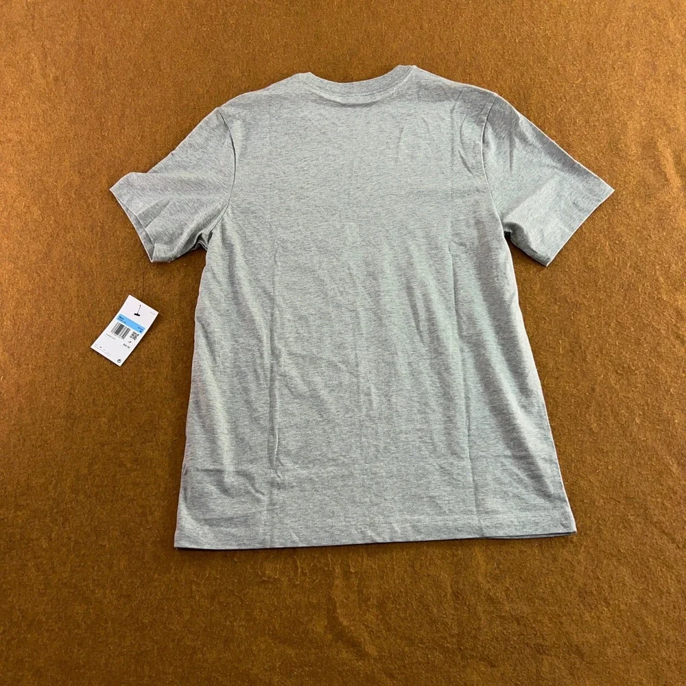 Nike Mens Medium Gray Futura Logo Short Sleeve T-Shirt NWT